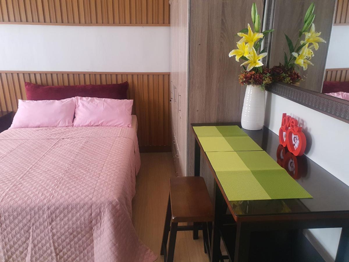 Staycation Ni Inday Trece Martires Eksteriør bilde